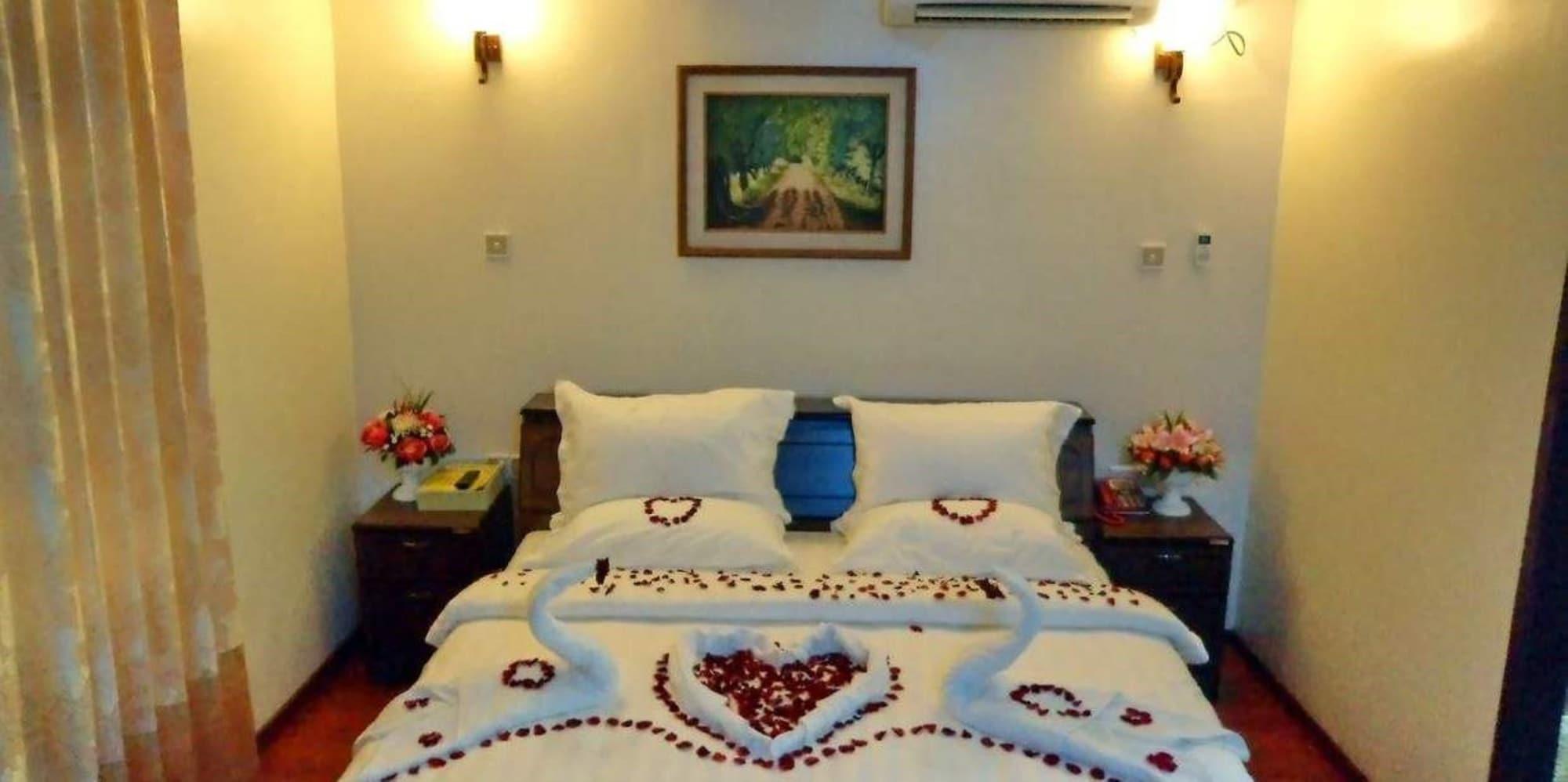 Hotel Sahara Mandalay Bagian luar foto