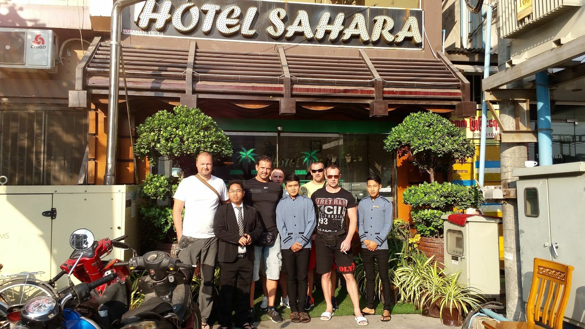 Hotel Sahara Mandalay Bagian luar foto